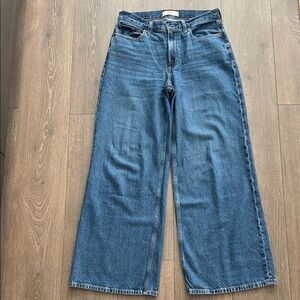 Abercrombie High Rise Wide Leg Jeans | Regular Length | Size 27 | EUC